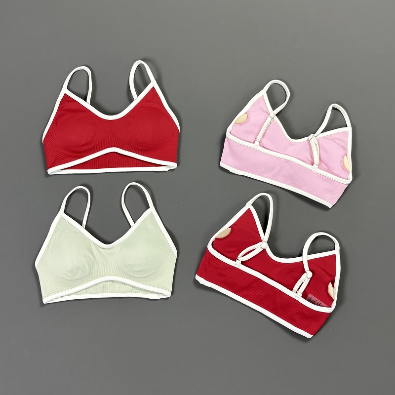 Women Contrastline Yoga Bra V  - مراجعة Crop Top Crochet وسعره