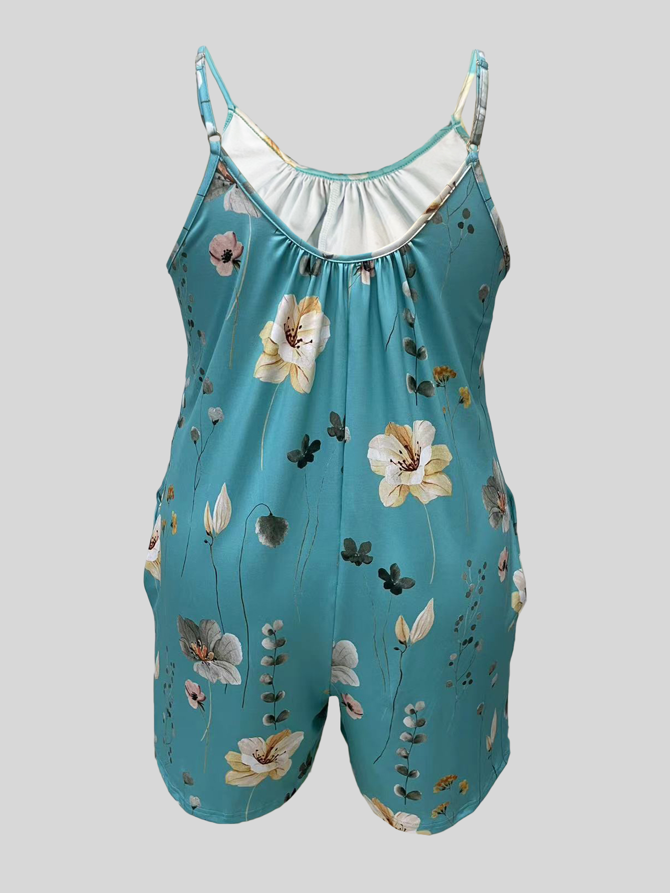 Plus Size Allover Print Cami R - مراجعة Romper Floral Print وسعره